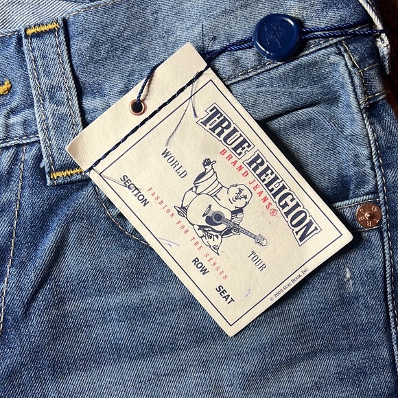 TRUE RELIGION - Picture 2 of 6